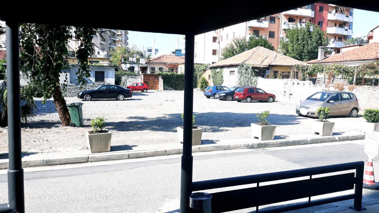 Petit Hotel Elita Shkoder Exterior photo
